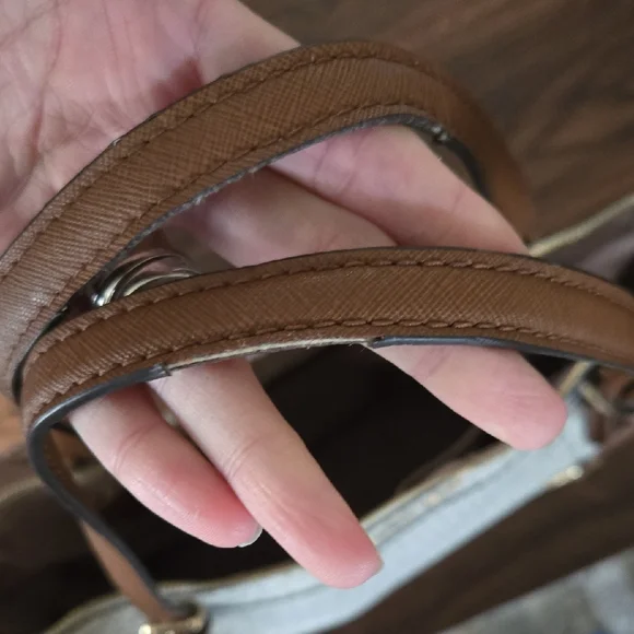 Michael Kors Cream and Tan Tote Bag - Picture 6 of 6